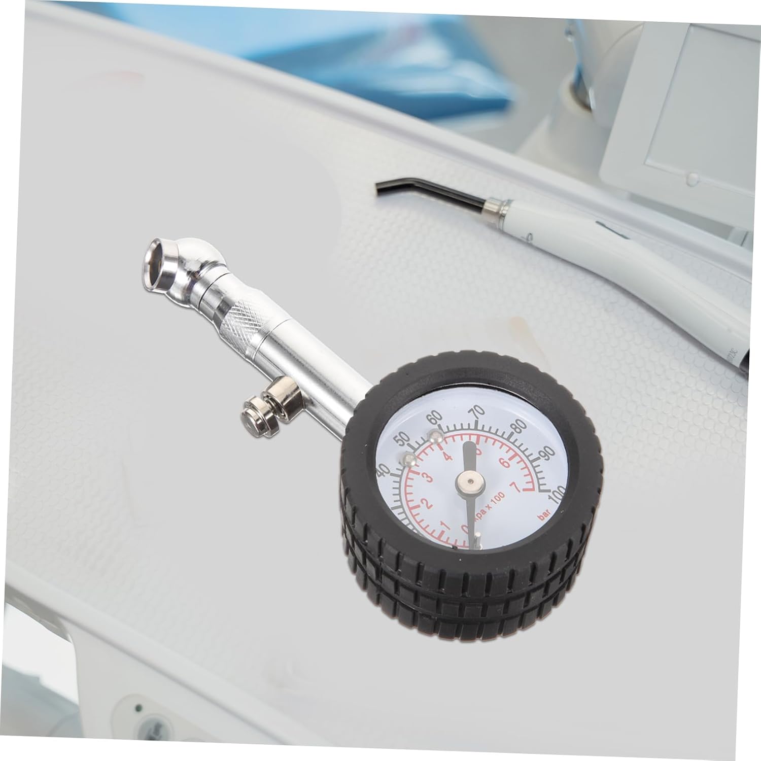 Digital Tire Pressure Gauge Psi High Precision Measuring Device with Protective Cover Easy Read Display Rotating Pressure Head Compact Design for Cars and Trucks