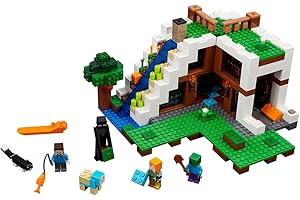 Minecraft The Waterfall Base Playset - 728 pcs