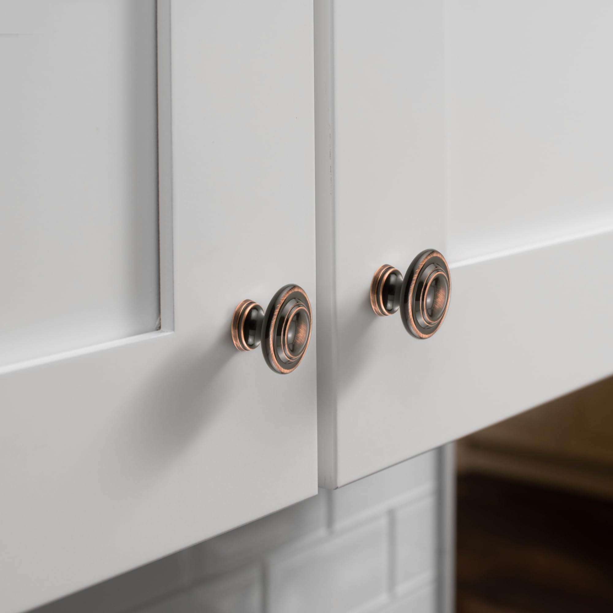 Prime-Line N 7385 Bi-Fold Door Knob, Wide Base & Large Diameter