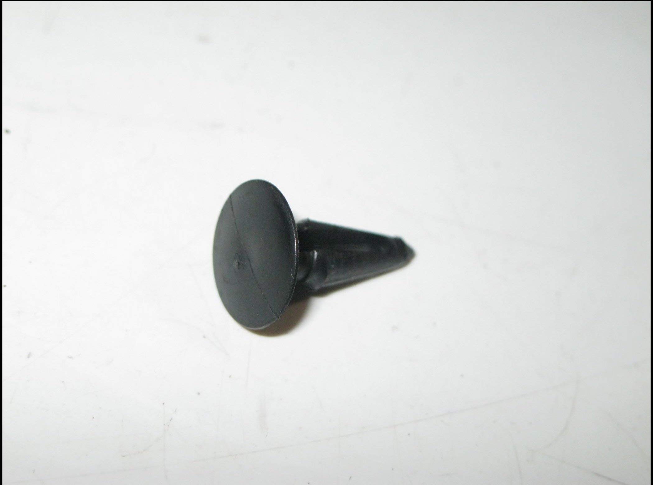 BMW Black Plastic Trim Clip Rivet Plug 1873544 52101873544 