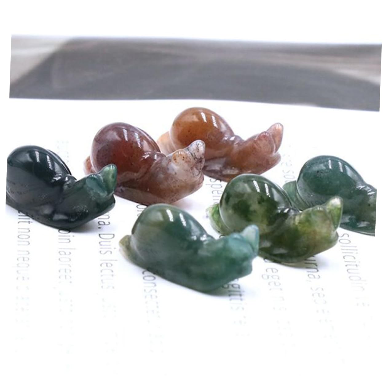 Sosoport 9stücke Bunte Schneckenfiguren Aus Naturstein Kreative Deko Für Garten Zuhause Und Büro Stilvolle Miniaturen Mit Feinen Details Und Langlebigem Material Zufällige Farben