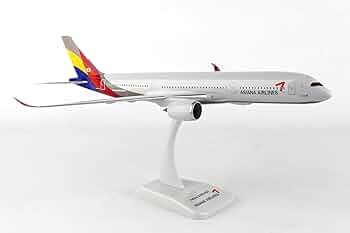 Amazon.co.jp: HOGAN WINGS B 1/200スケール A350-900 アシアナ