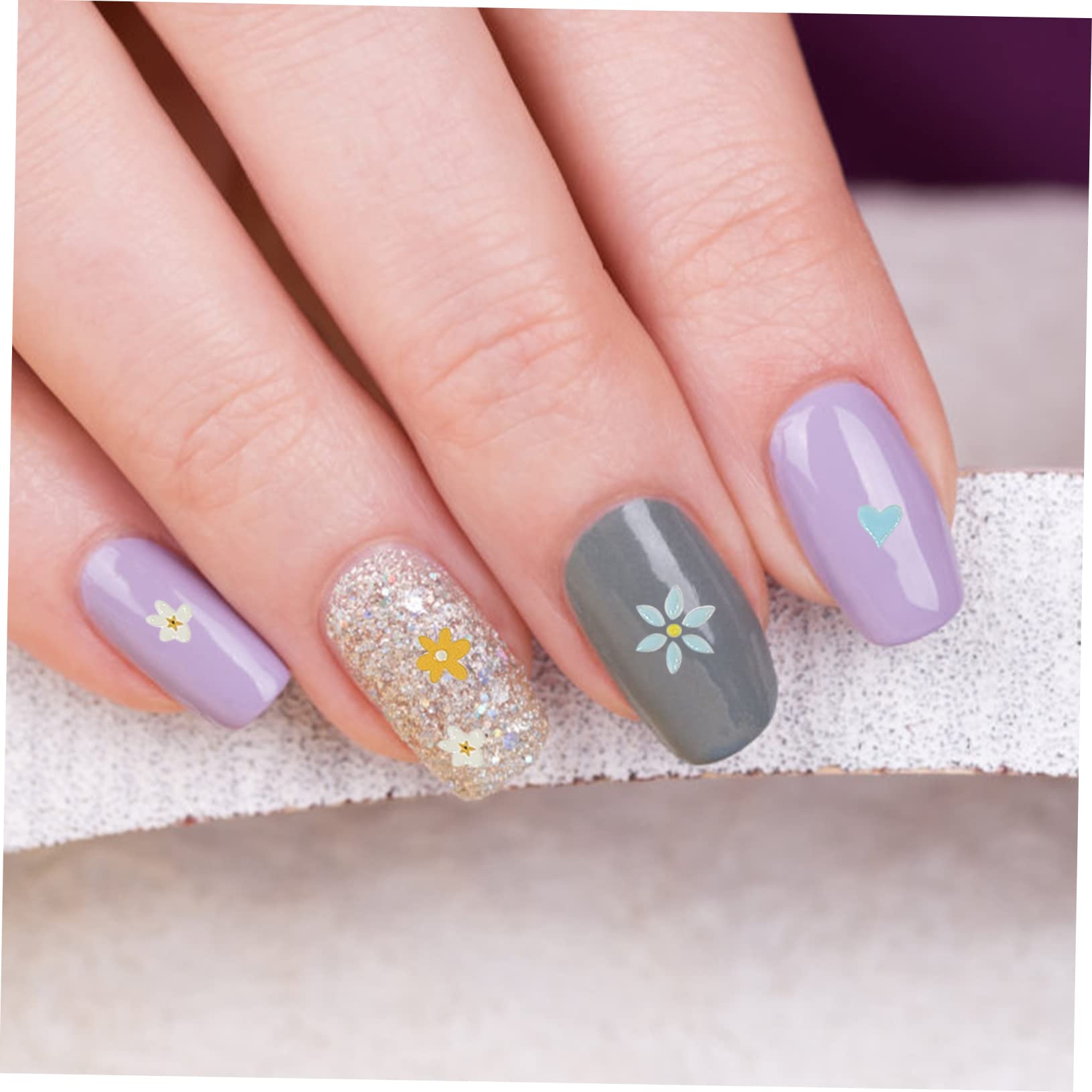 4 Set Adesivi Per Unghie Embossed Decorazioni Nail Art Facili Applicare Per Feste E Speciali Rimovibili E Resistenti Adatti Per Domestico E Salone 3 Pezzi*4