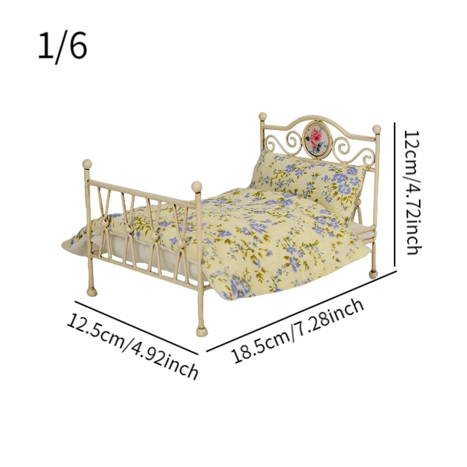 Letto Giocattolo 1/6 Per Bambole In Ferro