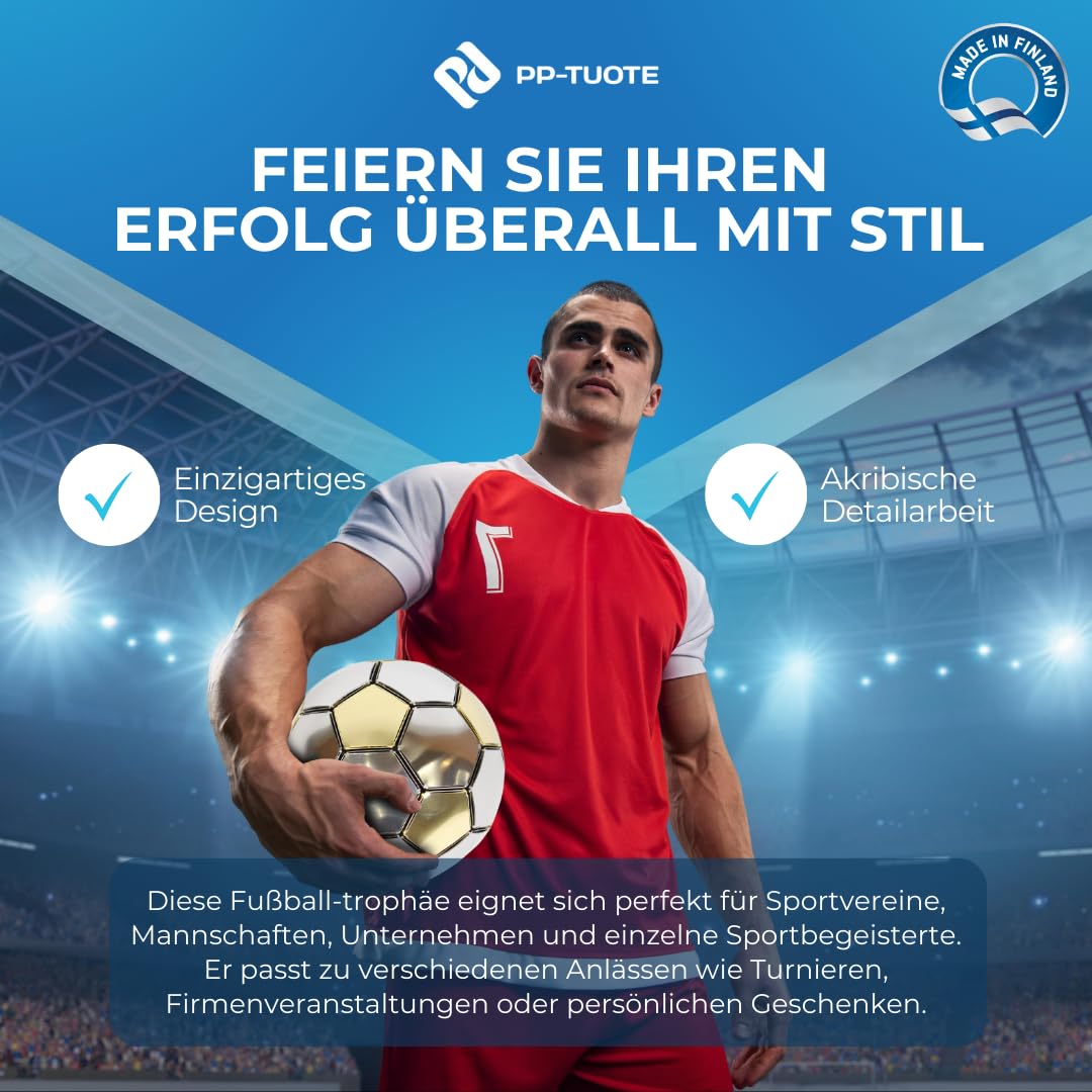 Fußballpokal aus Messing, handgefertigt, mit Ständer | Finnische Handarbeit; dekorative Fußballtrophäe mit Metallständer, Leinentasche und weißen Handschuhen