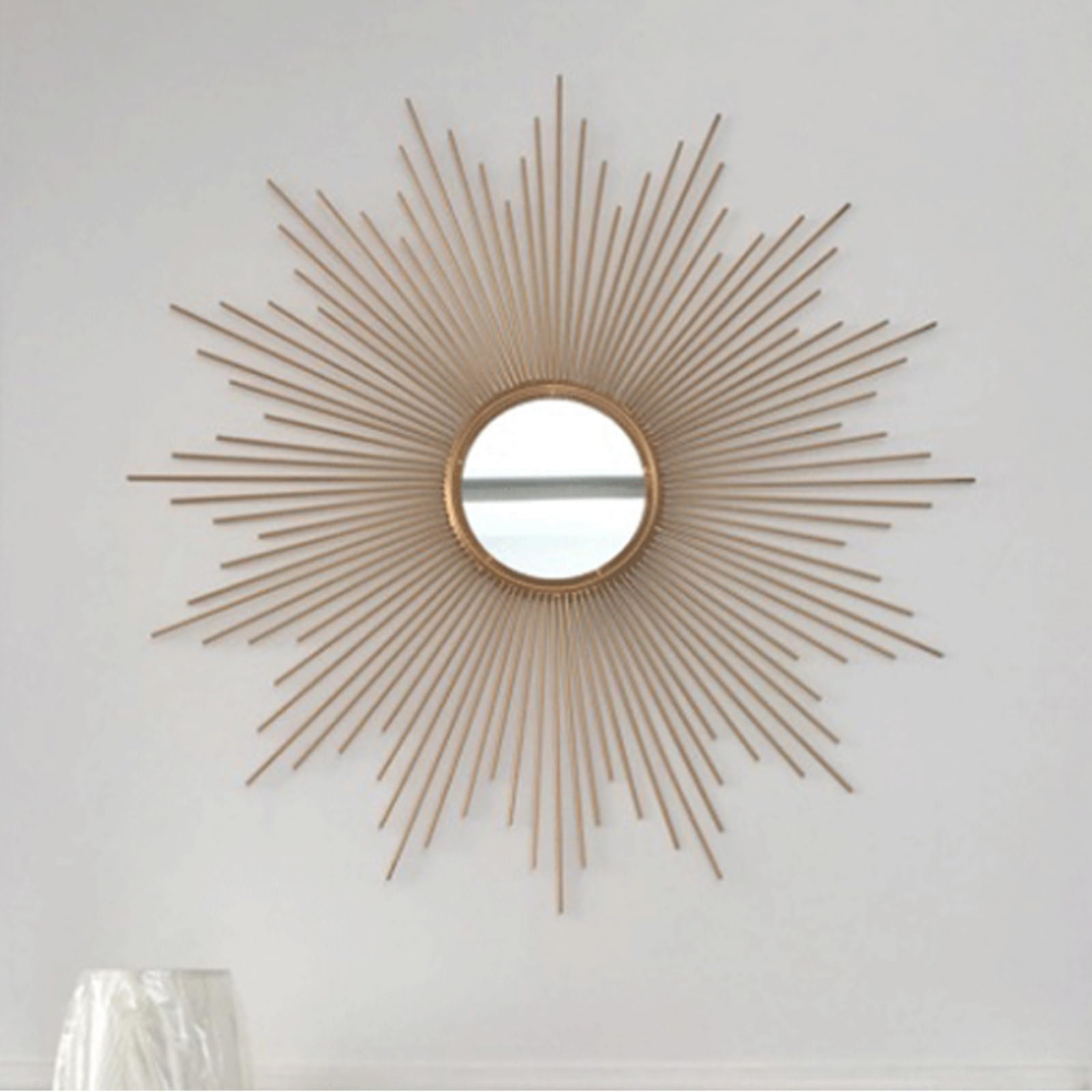 Goldener Dekorativer Spiegel Mit Sonnenstrahlen, 31,5 Zoll Durchmesser, Moderner Spiegel Aus Der Mitte des Jahrhunderts, Dekorative Metallspiegel Mit Sonnenstrahlen Als Wanddekoration