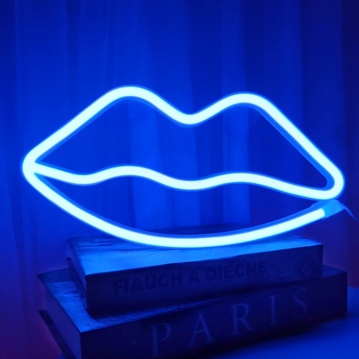 Amazon Com Turnmeon Lip Light Neon Lights Signs For Wall Decor Usb Or Battery Led Light Up Signs For Girls Kids Bedroom Living Room Bar Valentines Gifts Party Room Home Indoor Decoration Blue