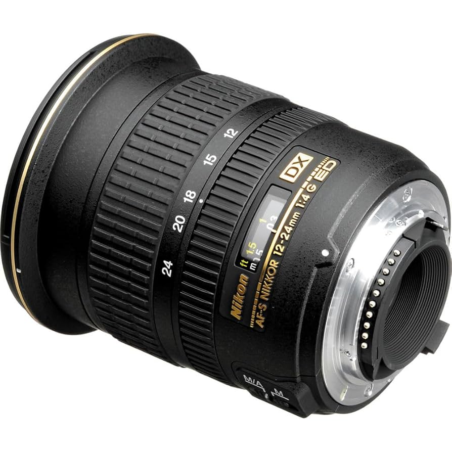 NIKKOR 12-24mm フィルター＆フード付き NIKKOR 12-24mm フィルター＆フード付き