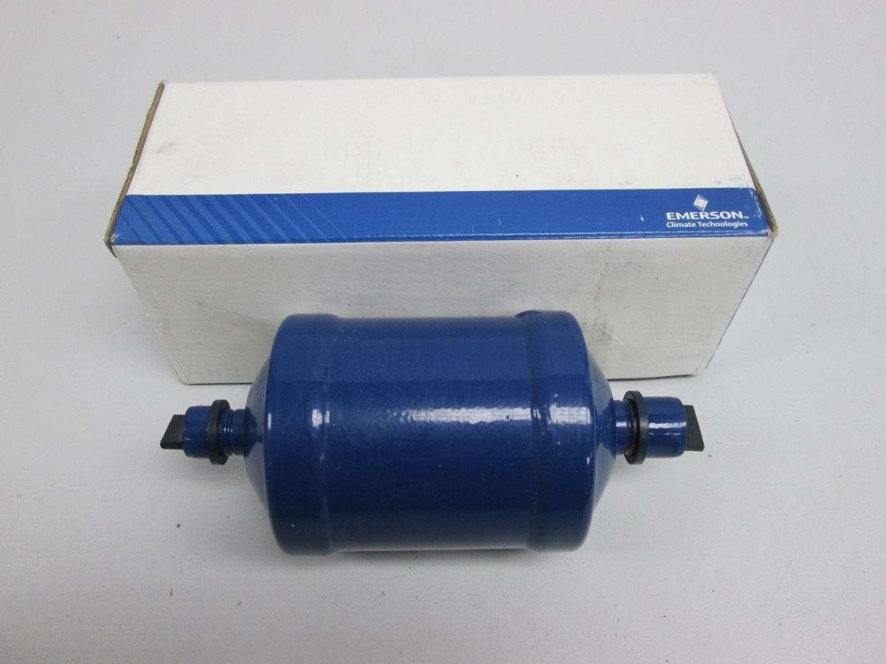 NEW TRANE DHY01307 LIQUID LINE FILTER DRIER 680 PSIG D260438