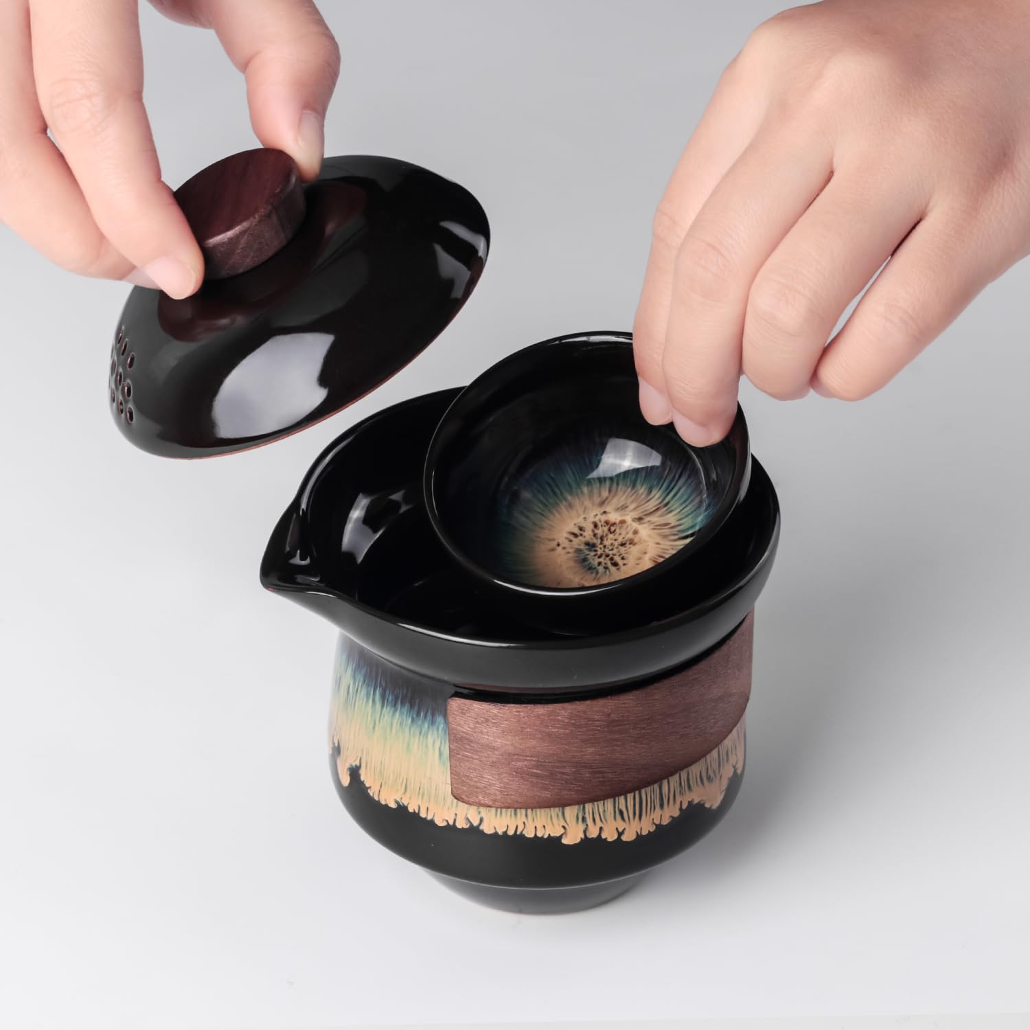 Przenośny zestaw czajniczek do herbaty Kungfu, ceramiczny kubek Gongfu z 3 filiżankami na jeden zestaw w jednej torbie, podróżny zestaw do herbaty dzbanek do herbaty dla miłośników herbaty dom hotel