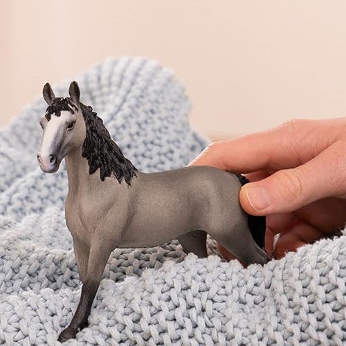 Miniatura 2 de Schleich Caballos 2023, juguetes de caballos para niñas y niños Cheval de Selle Francais Mare Figura de juguete de caballo de caballos, a partir