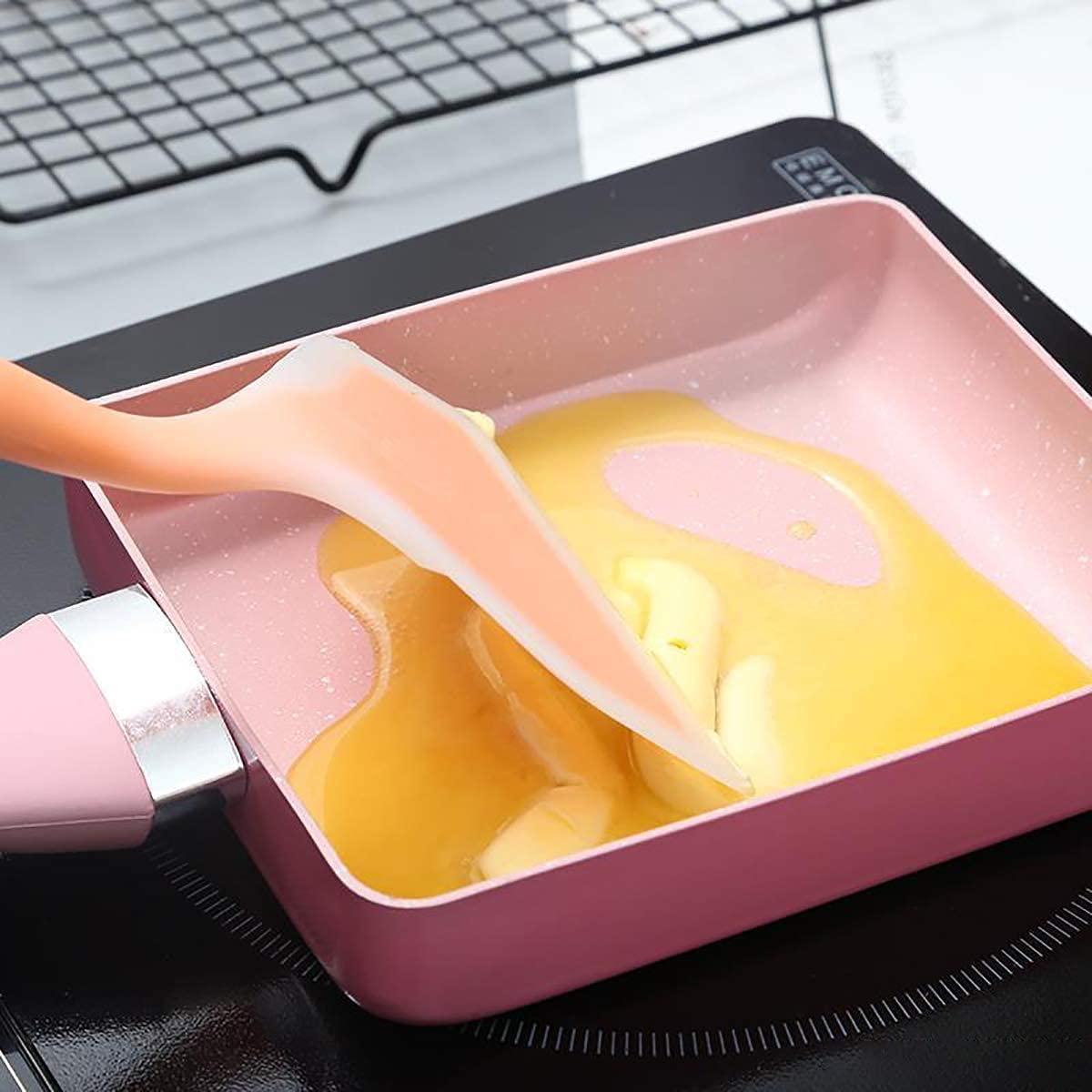 NILKANTH Japanese Omelette Pan Nonstick Tamagoyaki Square Egg Pan, 7’’x 6’’ Retangle Small Frying Pan with Anti Scalding Handle, Silicone Spatula (Pink) 4