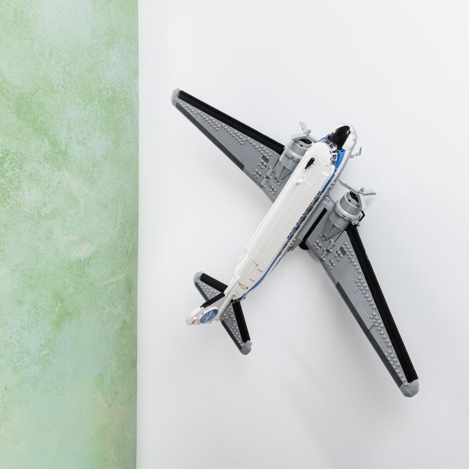 Wall Mount Bracket Compatible with LEGO Douglas DC-3 Pan-Am Air Liner – UK Made - Plane Not Included – Hardware Included
