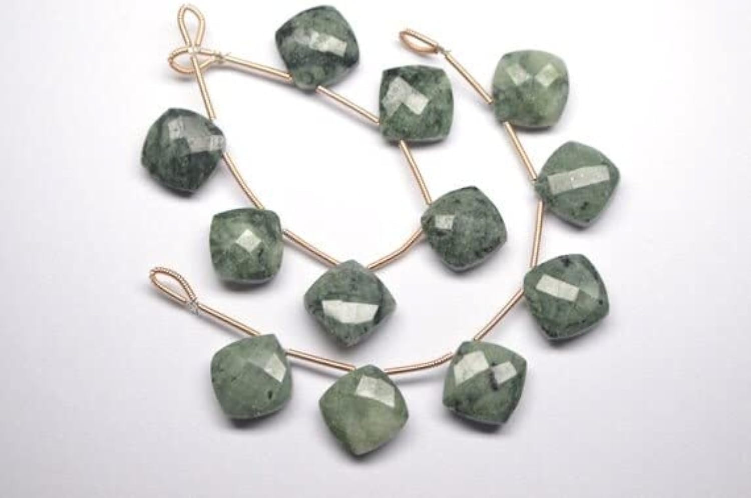 Perles jaspe vert naturel cushion briolette strand 13mm bijoux