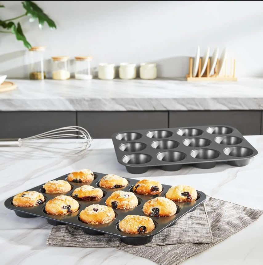 Forma para Cupcake e Muffin, 12 Cavidades, Antiaderente de Teflon, 27x25x3 cm, Preta