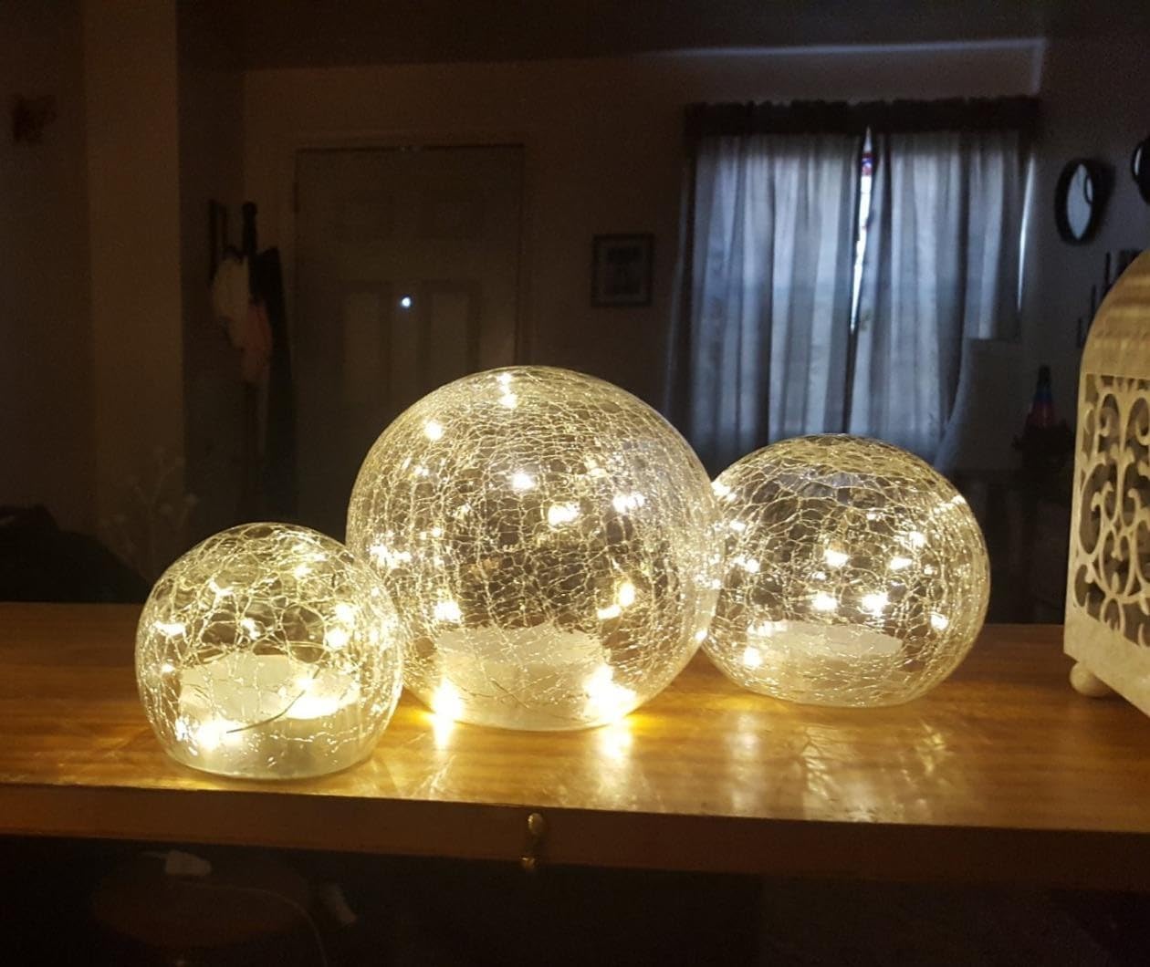 Crackle Globe LED Lamp Battery Operated , Lighted Glass Orb for Festival Christmas Decoration, Gold Mercury Glass Ball Light for Living Room Indoor (No Timer)