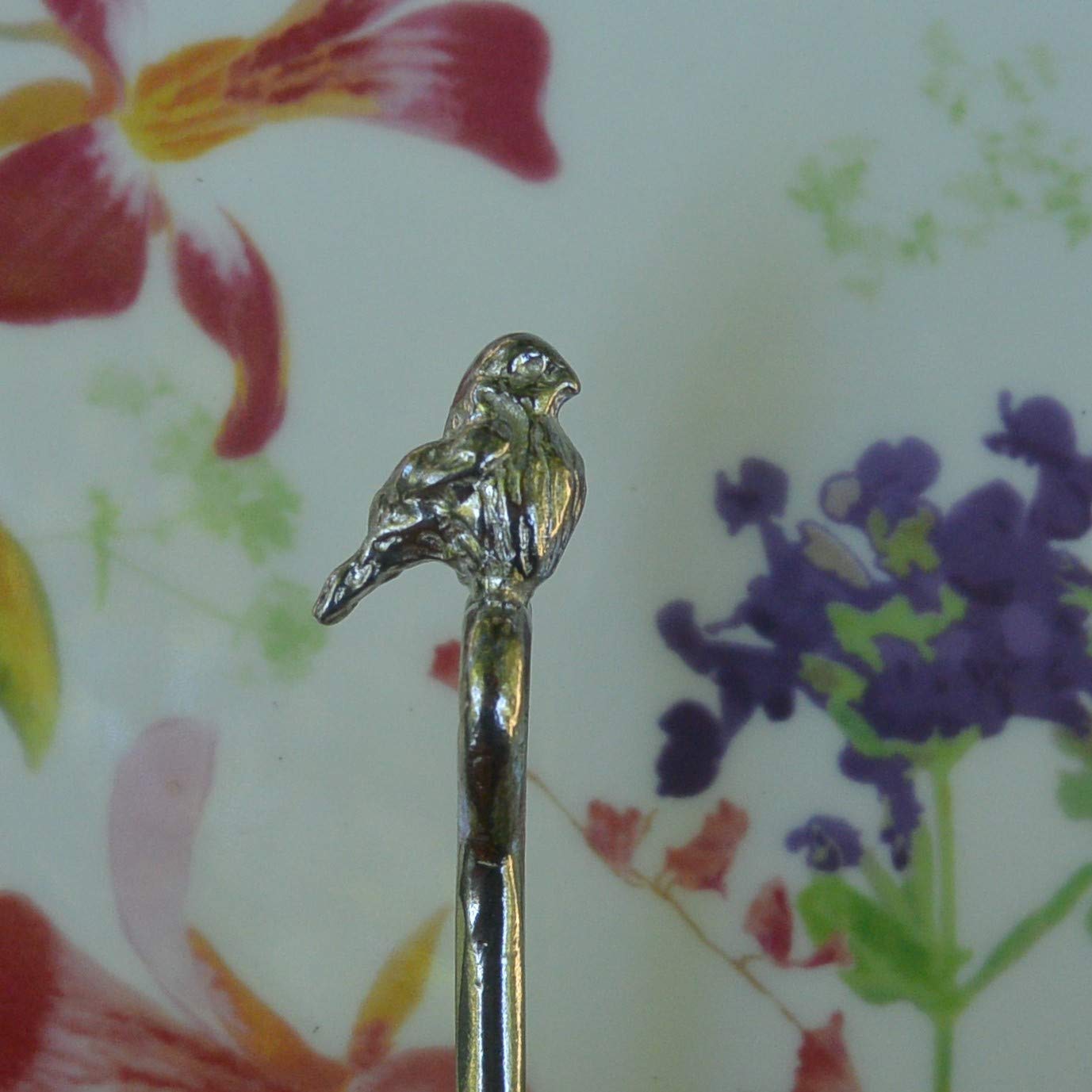 Rotkehlchen Zuckerlöffel, Herz Zuckerlöffel, Handgegossen von William Sturt aus Deutsche Zinn (Pewter)