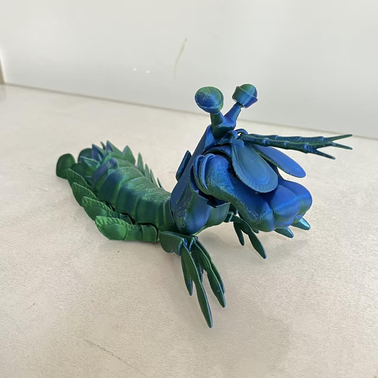 3D Printed Mantis Shrimp, with Fully Articulated Joints, A Stress-Relief Toy for Autism and ADHD, 3D-Printed Animals, Office Decor, Home Decor, and Aquarium Decor.8.3‘’