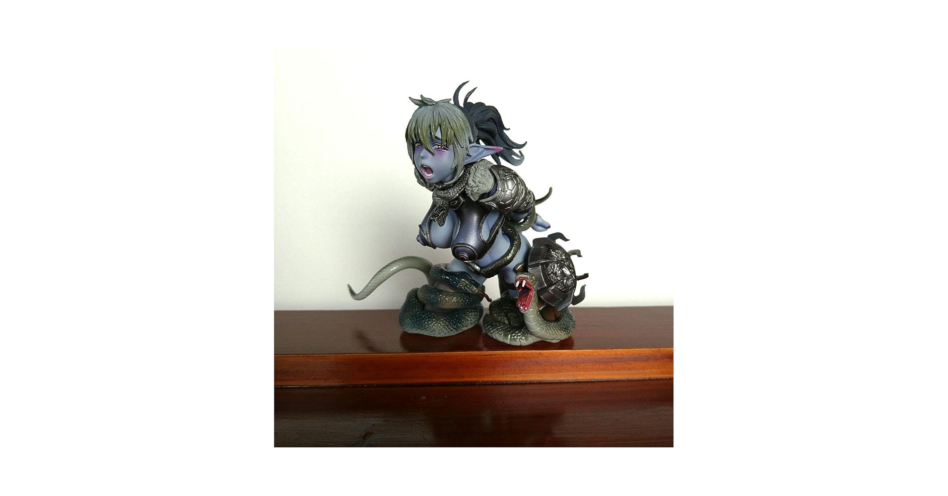 Amazon.co.jp: 超像 クイーンズブレイド VOl2 エキドナ 2Pカラー