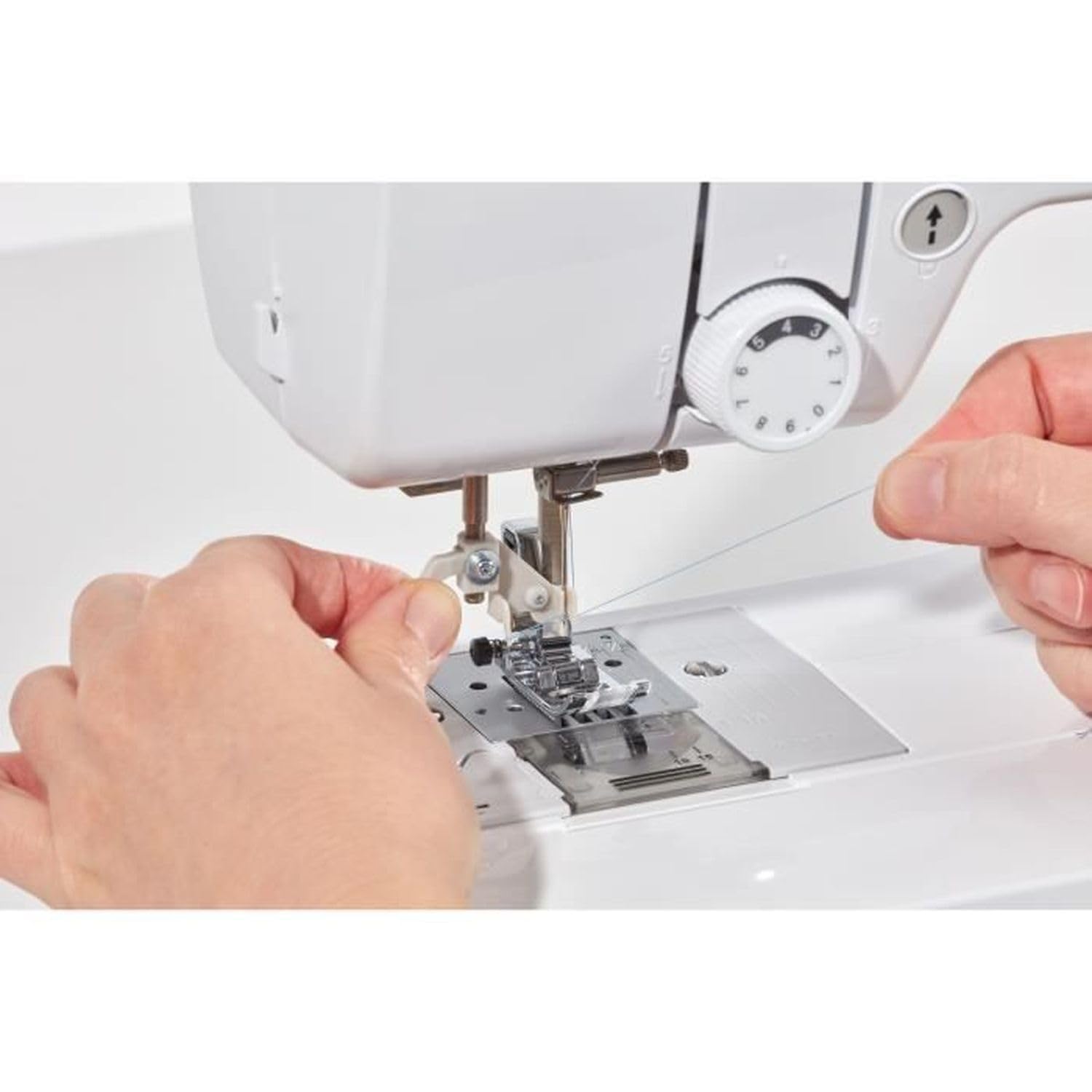 BROTHER FS40s Macchina da cucire elettronica -40 punti-Sistema di infilatura dell'ago-Display LCD-Tasti di selezione-Braccio libero