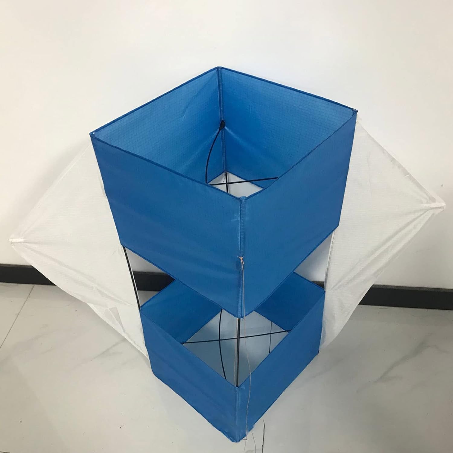 Large Cube Box Shape Kite Soft Kite Tear-Resistant Outdoor Sports Game Easy to Fly Stereo Huge Kites Flying Kites for Flying for Adults for Adults Stunts
