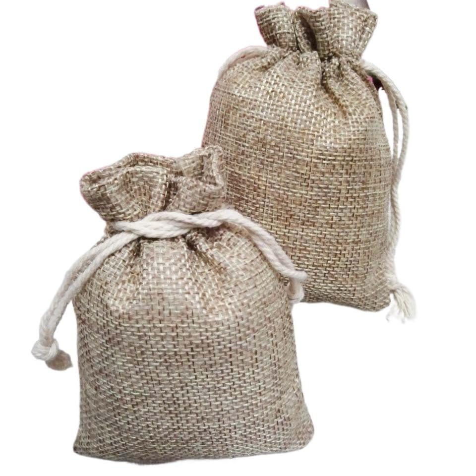 QiaoJun Worki Hessian, torby ze sznurkiem, 100 szt. jutowe torby na prezenty 7 x 9 x 12 10 x 14 cm, naturalne jutowe torebki na biżuterię, opakowanie na biżuterię, torby ślubne (1 opakowanie 1) 2)