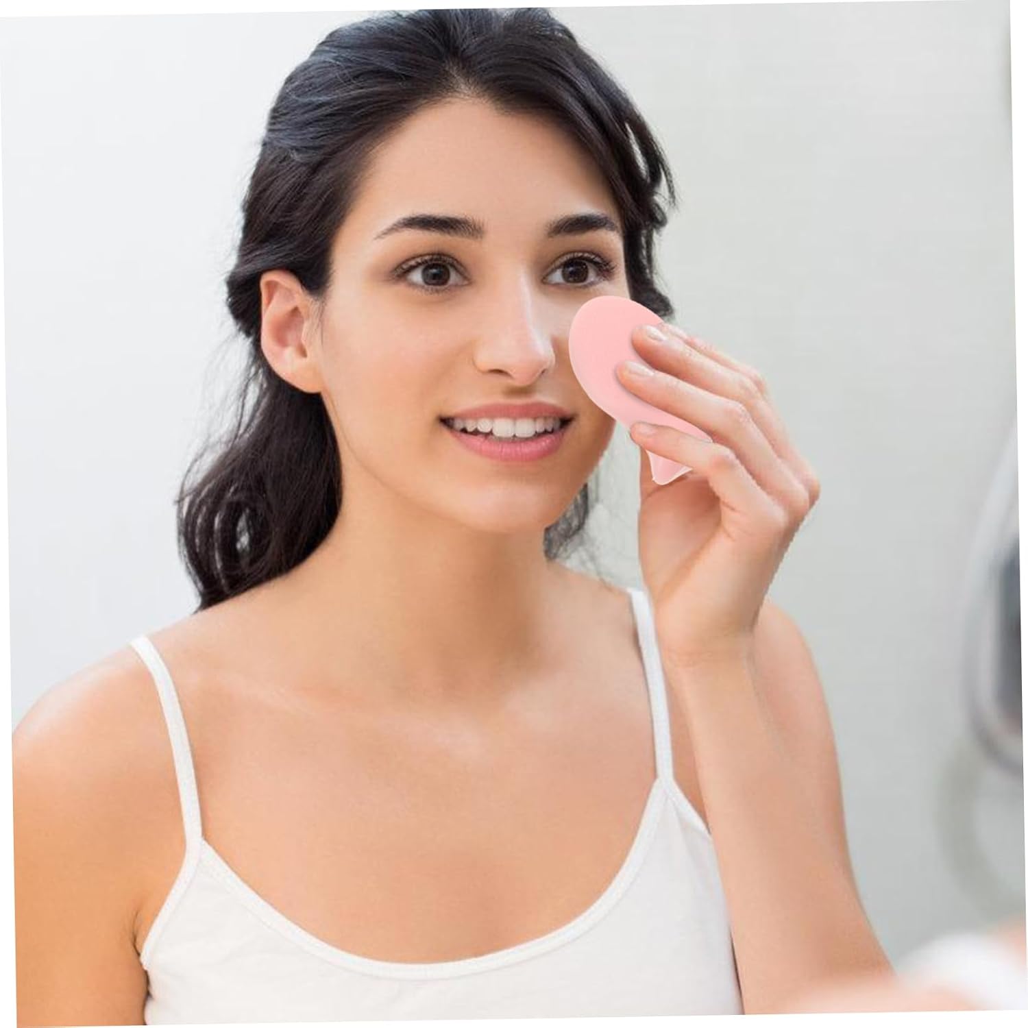2pcs Reusable Makeup Silicone Puff Handheld Powder Puff for Natural Application Fun Blending Tool for Setting Powder Suitable for All Makeup Needs