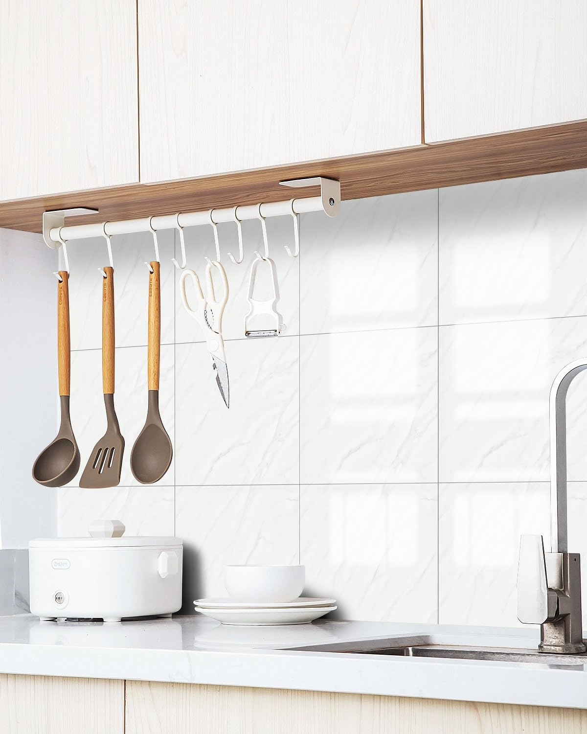 WADILE 10x piastrelle adesive marmo 30x30cm impermeabili per doccia, cucina, bagno - Pannelli murali PVC bianco noble
