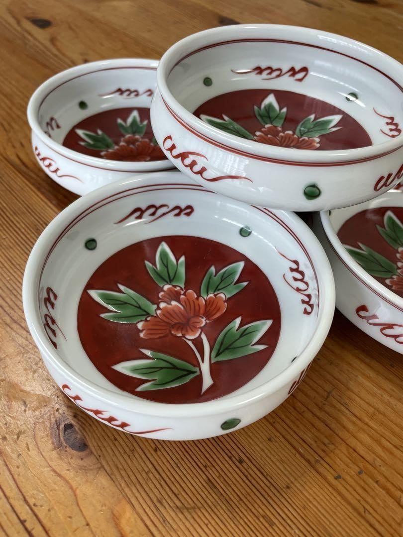 源右衛門窯 赤絵牡丹見込取皿 向付　５枚 Amazon.co.jp: 源右衛門窯 赤絵 牡丹見取皿 取鉢 向付 5枚