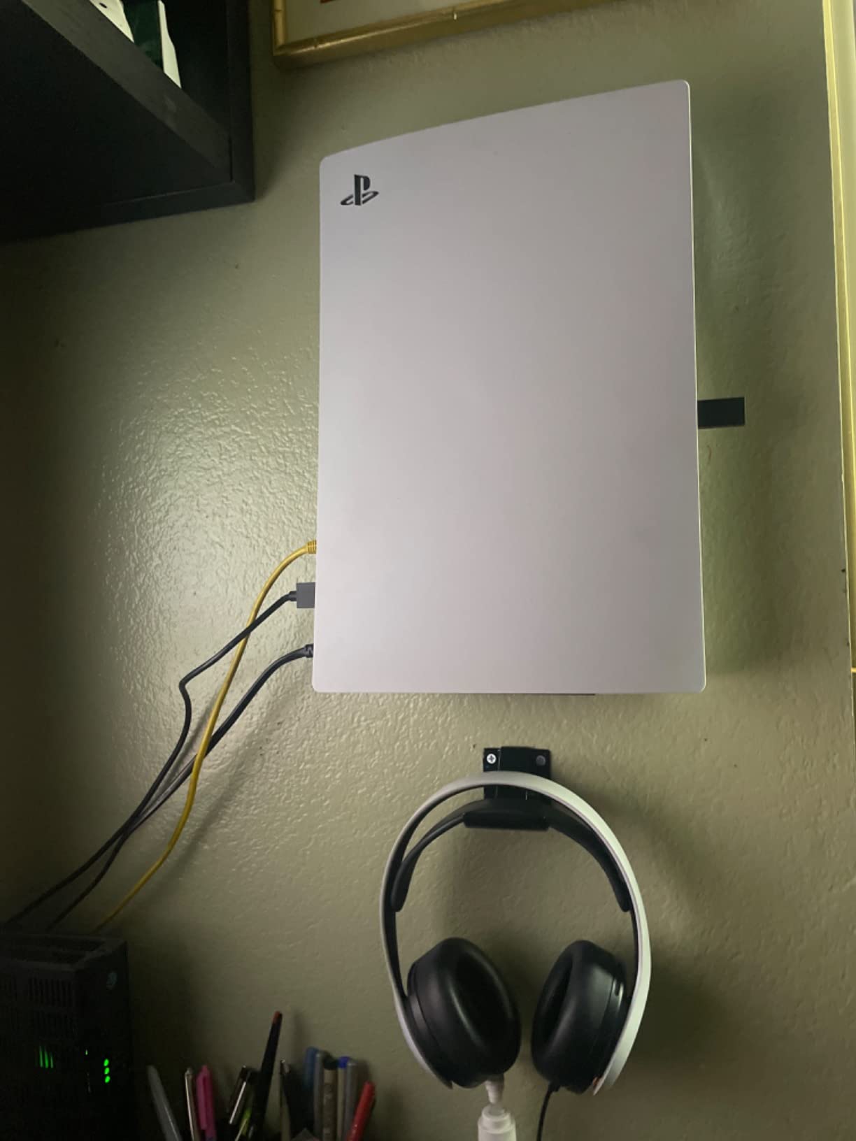 10/mo Finance HIDEit Mounts Pro Bundle Wall Mounts for PS5 and