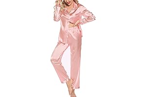 Cozy Rose Gold Sleepwear: A Luxurious Feminine Retreat