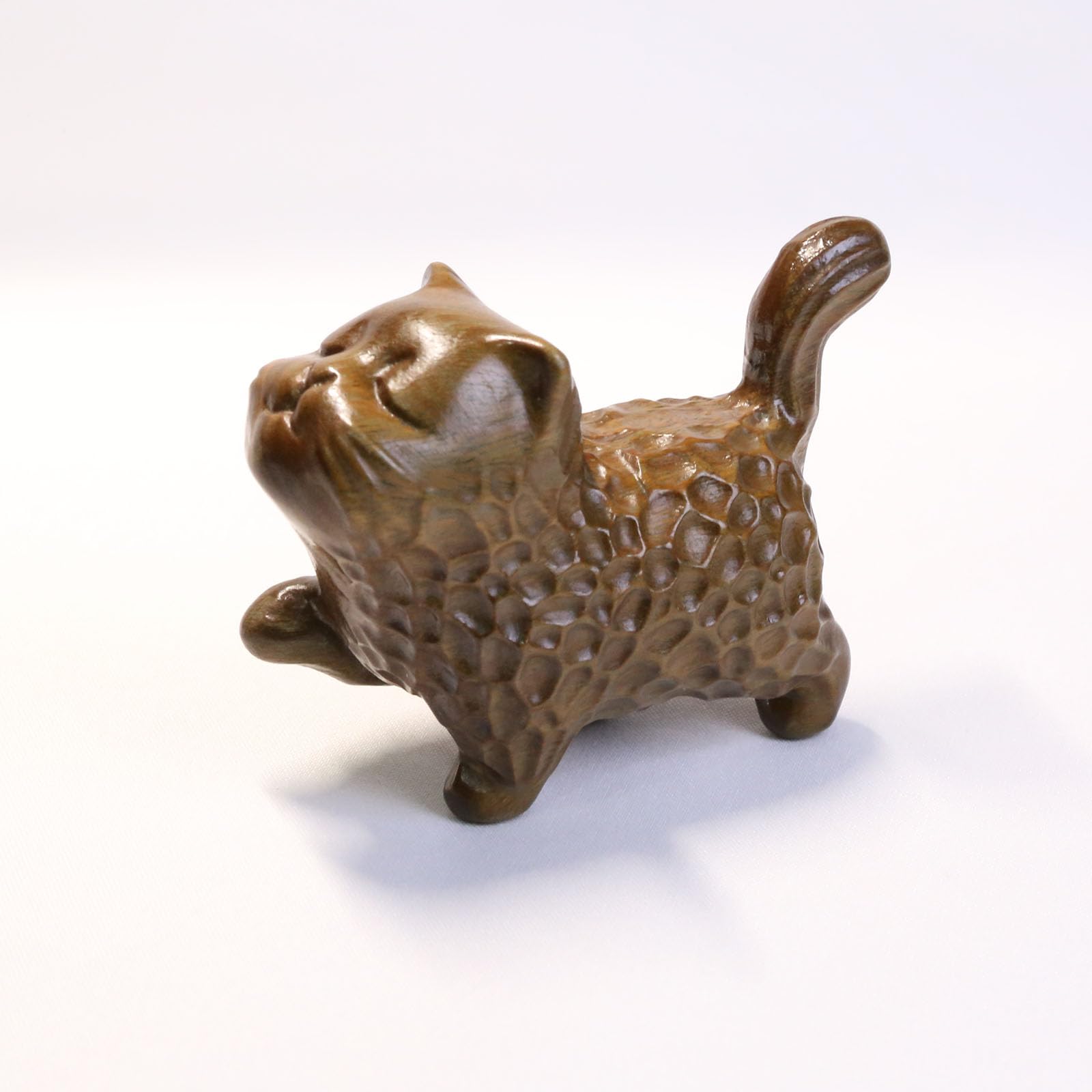 Hand Carved Green Sandalwood Cat Figurine - Proud Standing Pose Wooden Figurine, Cute Cat Desk Decor with Gift Box, 6.2x5x3cm