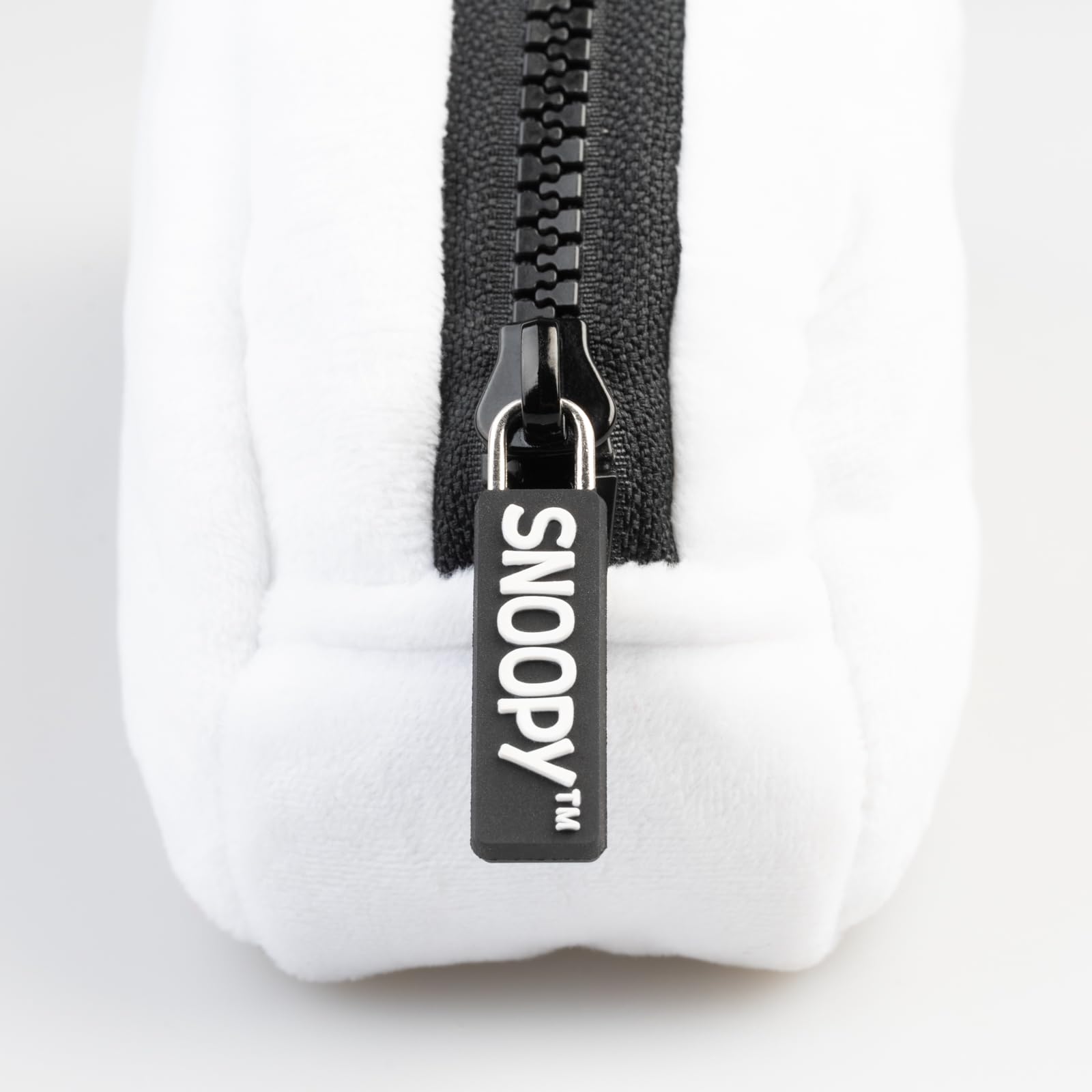 Grupo Erik School Pencil Case - Snoopy Stationery | Cute Makeup Bag, Plush Pencil Case, Back to School Supplies, Office Stationery Supplies | Snoopy Gifts for Dog Lovers - Image 3