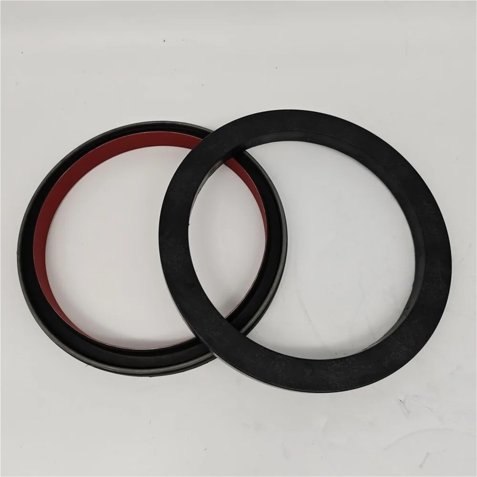4965569 pasuje do akcesoriów silnika Cummins ISX15 QSX15, tylny uszczelniacz wału korbowego 4965569 Seal oil filter housing
