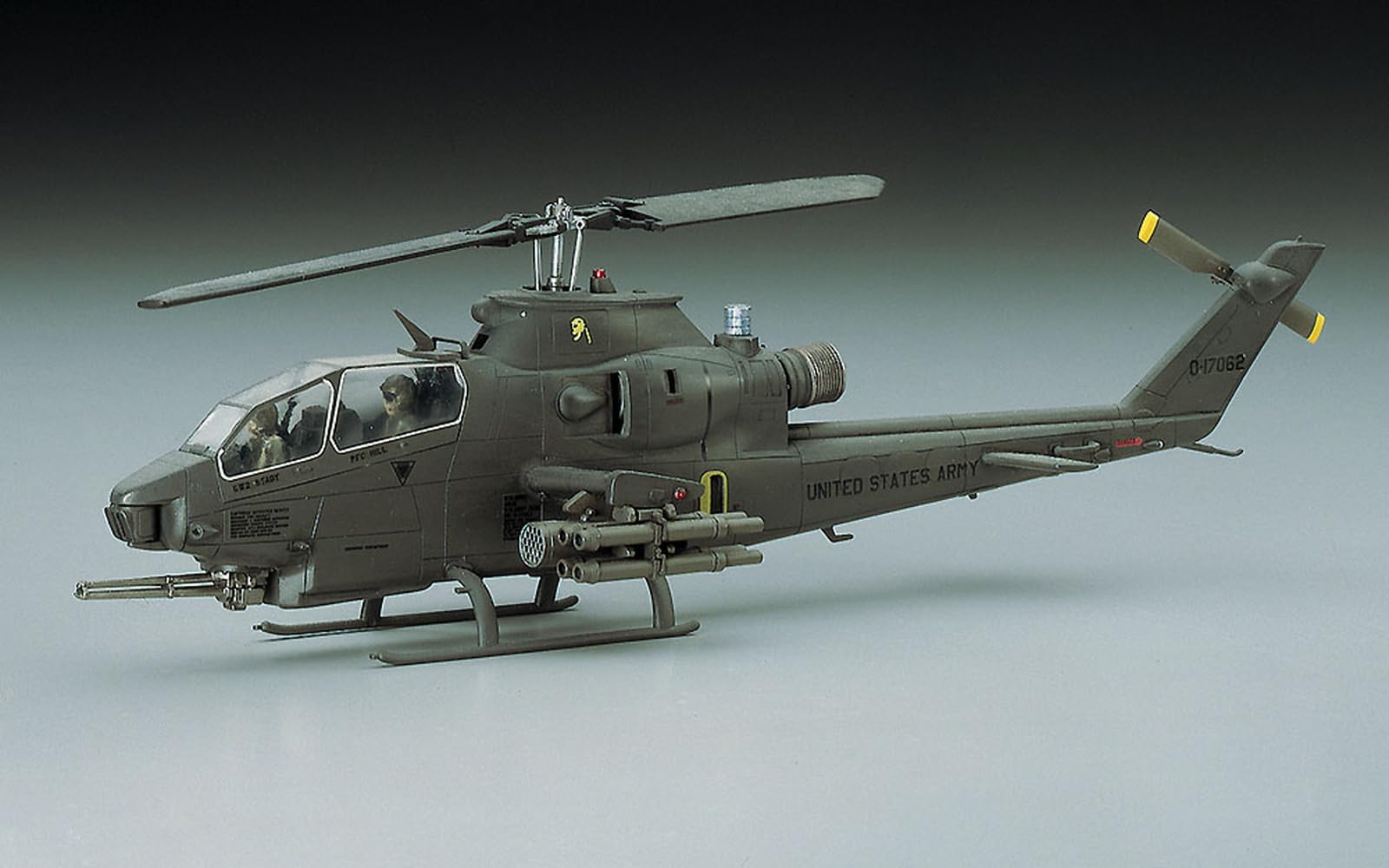 【中古】「非常に良い」ハセガワ 1/72 アメリカ陸軍 AH-1S コブラチョッパー USアーミー プラモデル E5 Amazon | ハセガワ 1/72 アメリカ陸軍 AH-1S コブラチョッパー US
