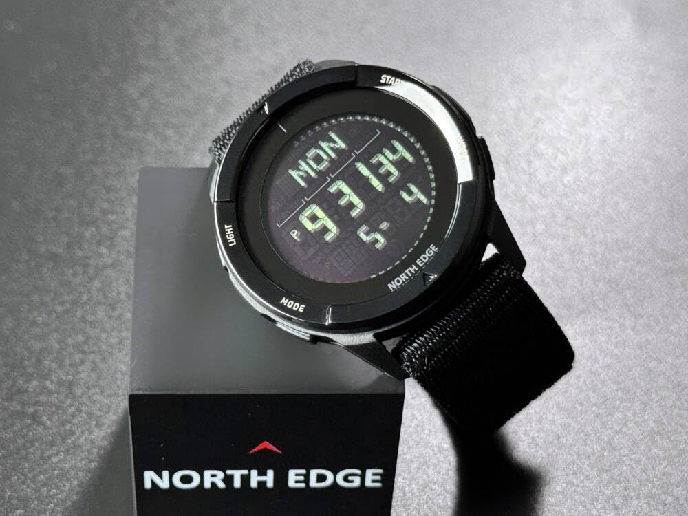 North Edge ALPS - Orologio sportivo digitale da uomo, in fibra di carbonio, super leggero, con bussola, resistente all'acqua fino a 50 m