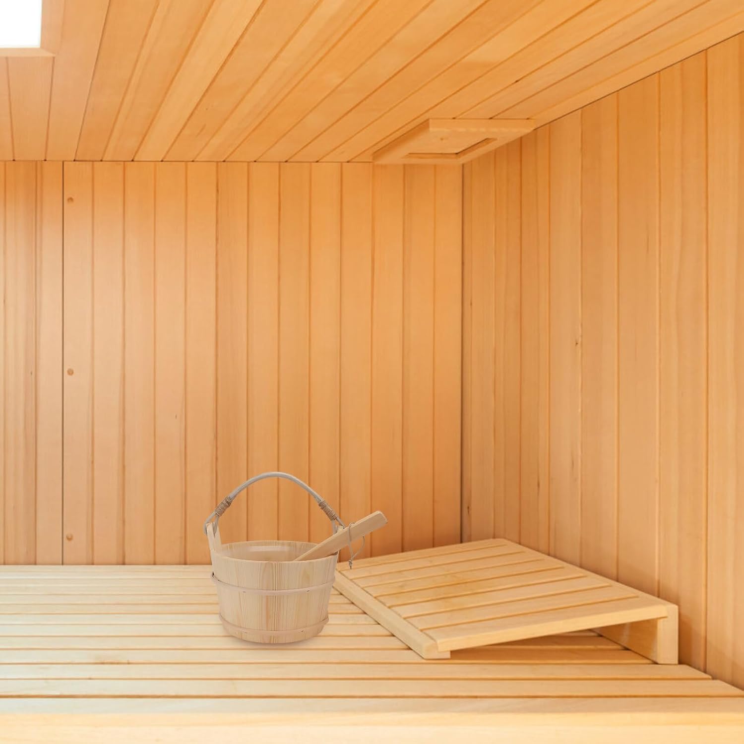 Wooden Sauna Bucket with Plastic Liner and Rope Handle Pine Bathing Barrel for Steam Sauna Practical Spa Water Scoop