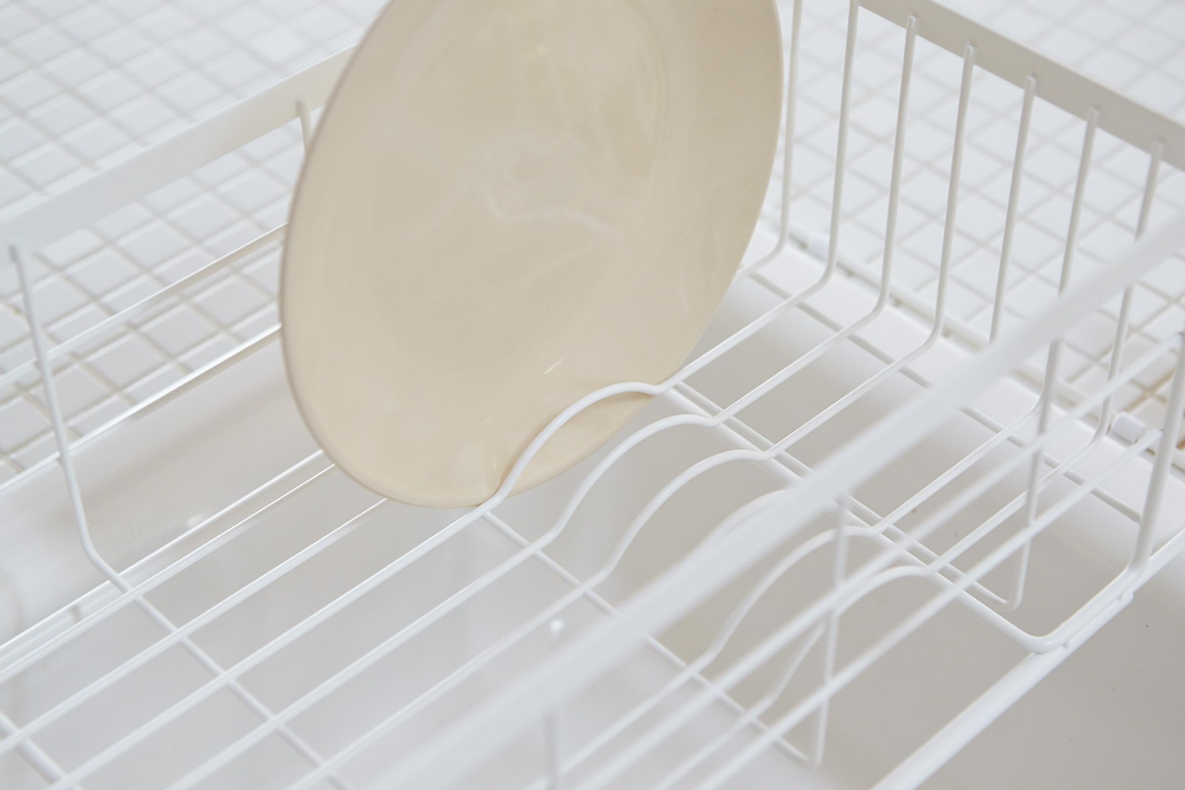 YAMAZAKI Home 3108 Abtropfgestell für Spülbecken, erweiterbar, für die Küche, Einheitsgröße, Weiß