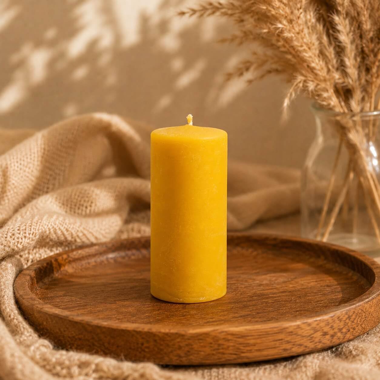 BeesWax World Bienenwachskerzen – Handgefertigte Stumpenkerzen aus 100% natürlichem Bienenwachs (L: ca. 13,5 cm x 6,5 cm