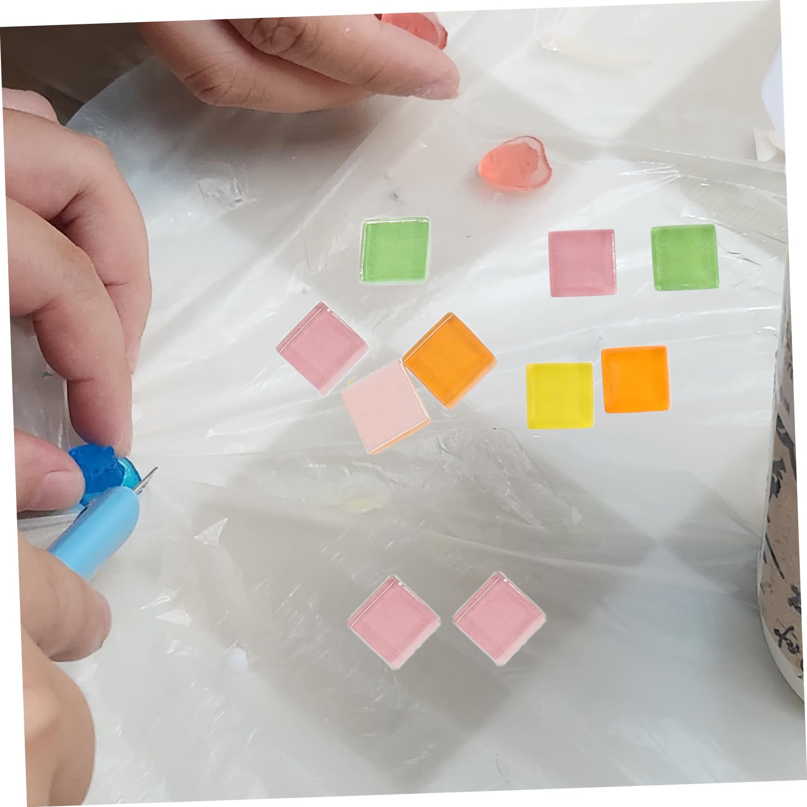 HOMSFOU Vetro per DIY Kit Mosaico Vetro Quadrato per Progetti Creativi Facile da Usare Sicuro per Adatto per Decorazioni e Attività