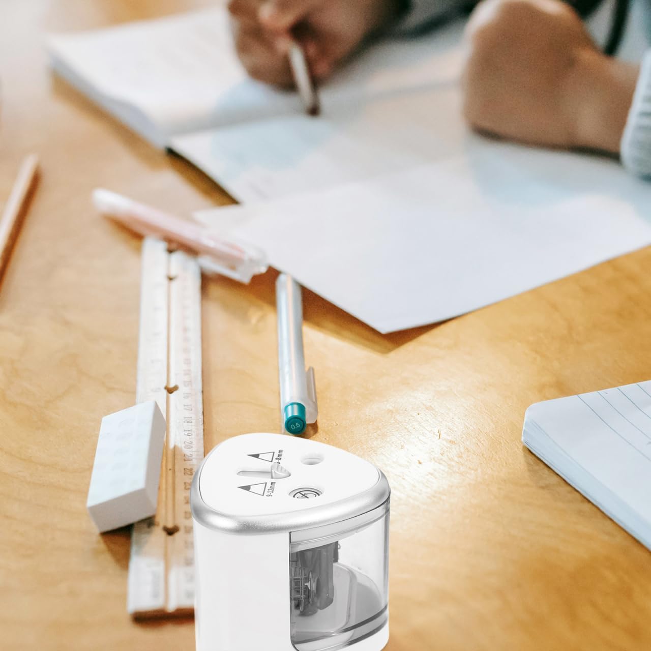 Operitacx Portable Pencil Sharpener, Electric Dual Hole Pencil Sharpener with Container for Pencil School Office