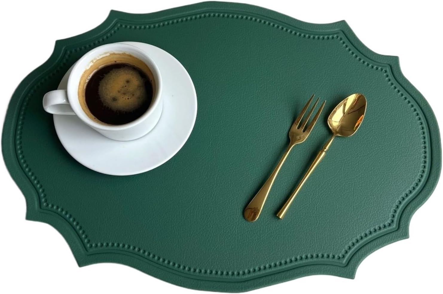 Oval Shaped Gift Cream Placemats Faux Leather Table Mats Pad Kitchen Accessories Outdoor Indoor Party Decor(in Green,20pcs 30x43cm)