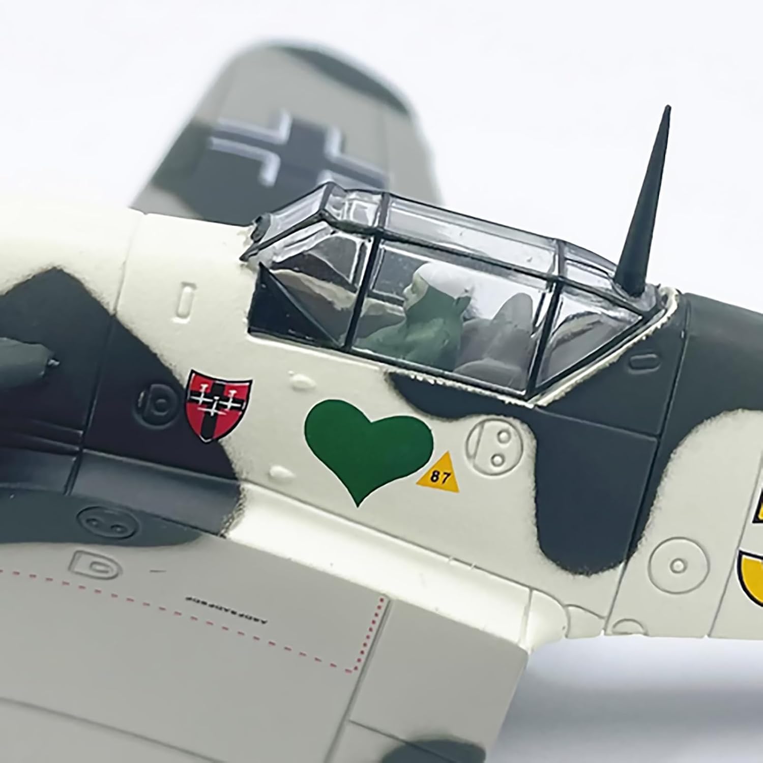 Toy Collection German BF 109F-4 Fighter Airplane Model 1:72 Scale Simulation Aircraft Model Alloy ABS Plastic Material Aviation Plane