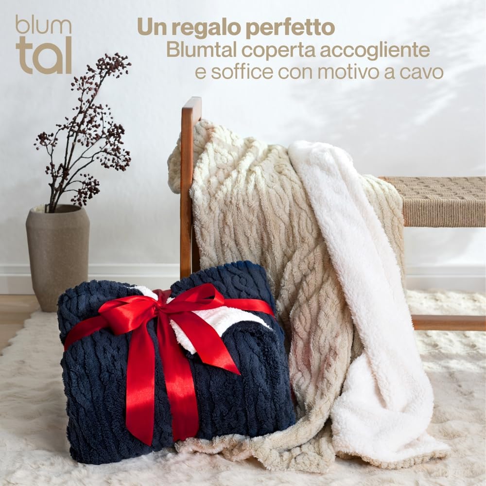 Blumtal Coperta Pile 230x270 cm Con Disegno a Treccia - Plaid Divano Invernale Matrimoniale Con Certificato OEKO-TEX - Caldo e Morbido - Blu Navy/Bianco
