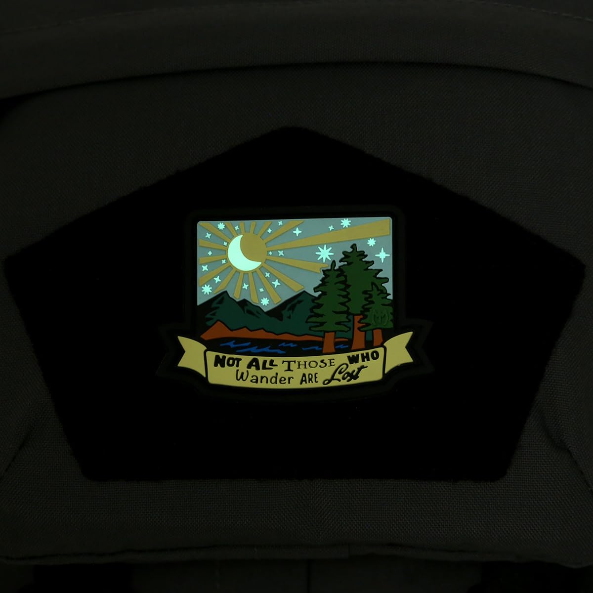 MAXPEDITION Wander NOT Lost