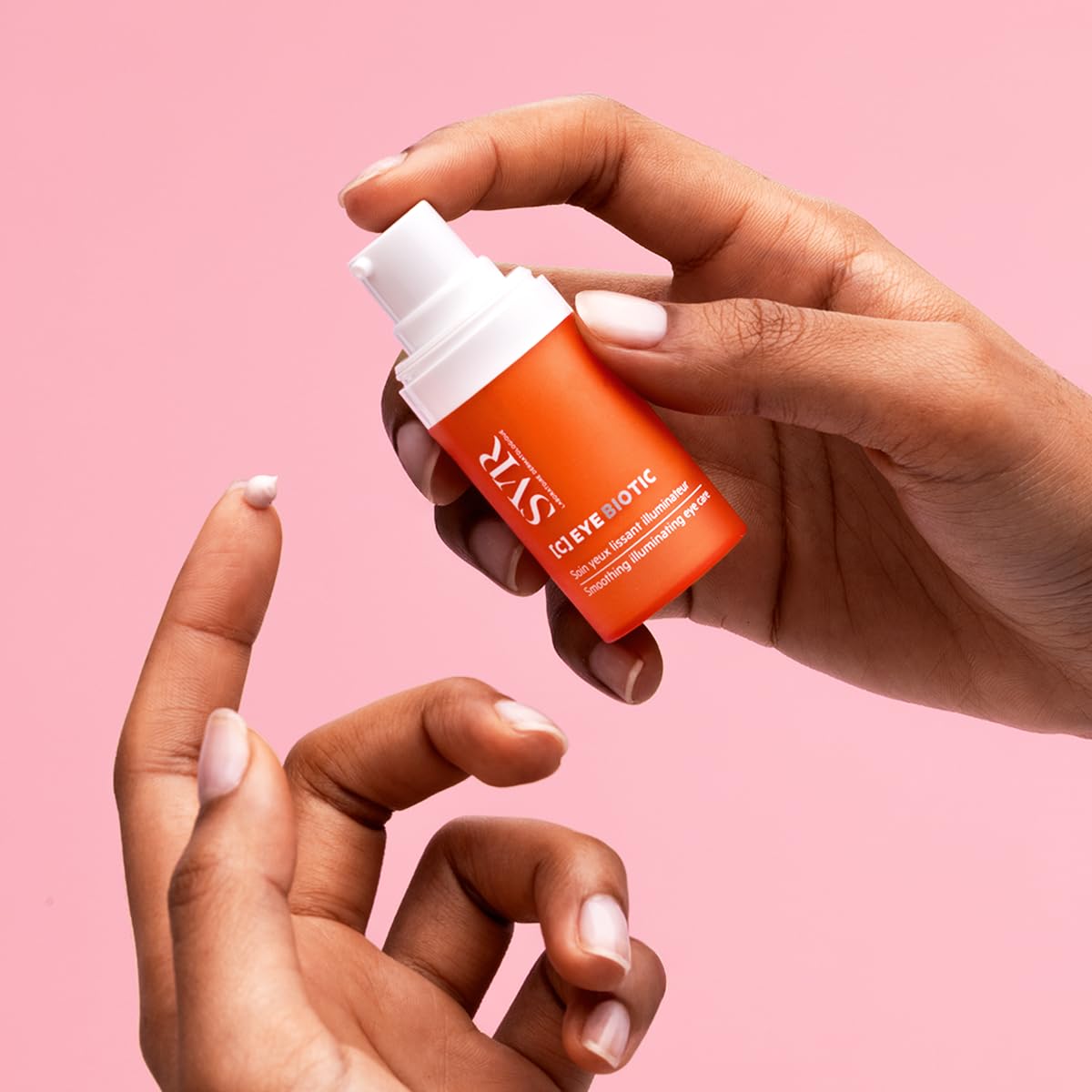 SVR – [C] Biótico ocular – Cuidado aclarador y suavizante – Corrige ojeras, pigmentación y círculos vasculares, suaviza líneas finas y arrugas – Para piel sensible – Vitamina C 5%, Péptidos – 15 ml