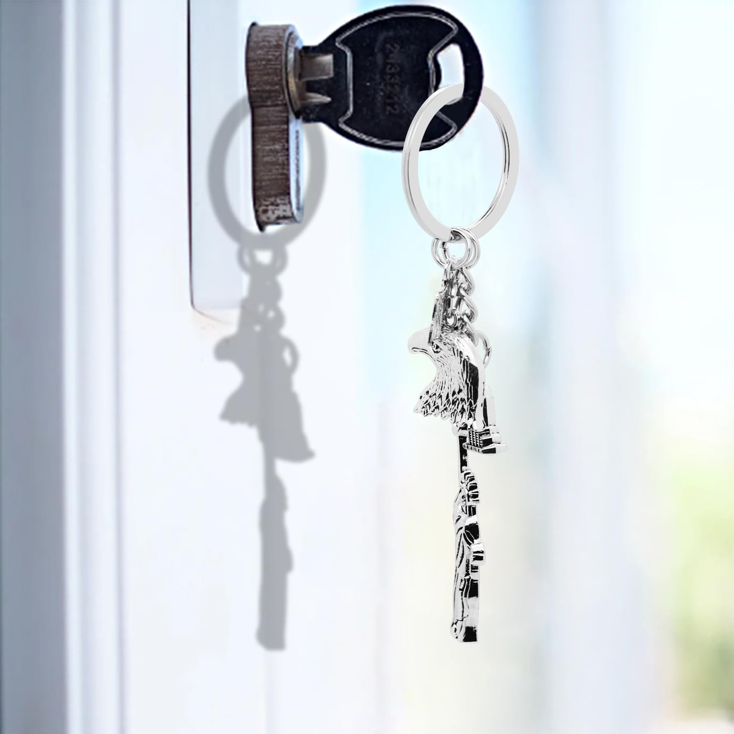 8Pcs Independence Day Keychain Alloy Eagle Lady Liberty Empire State Building and American Flag Charm Keyrings for Patriots Gifts or Souvenir