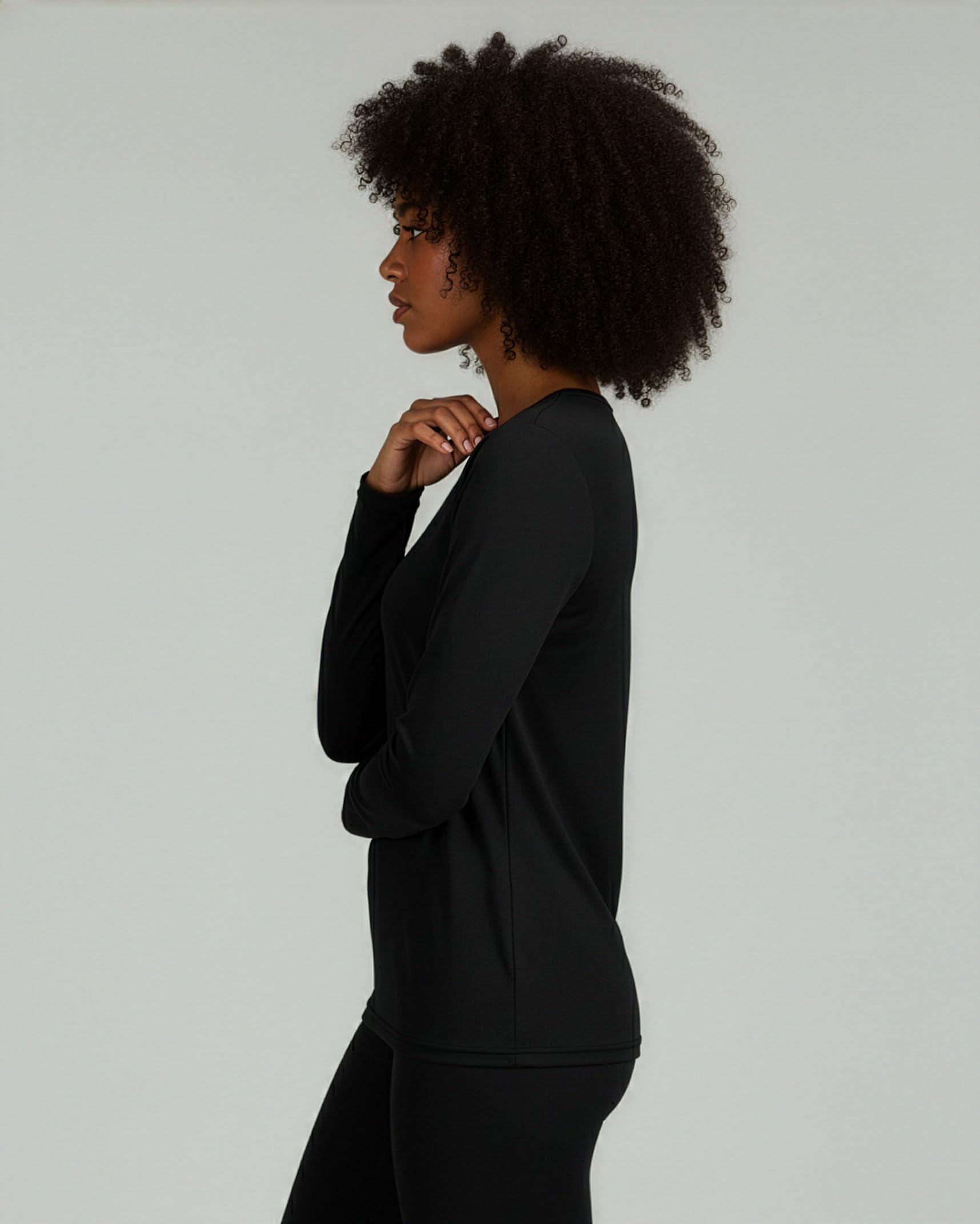 Real Essentials 4 Pack: Dry-Fit Tech Stretch Long-Sleeve Athletic Workout T-Shirt für Damen (erhältlich in Übergröße)