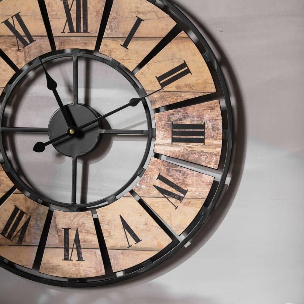 K&L Wall Art Reloj de pared grande vintage, metal y palé, sin ruido de tictac, moderno XL, números romanos (metal, aspecto de madera, 50 cm, madera antigua)