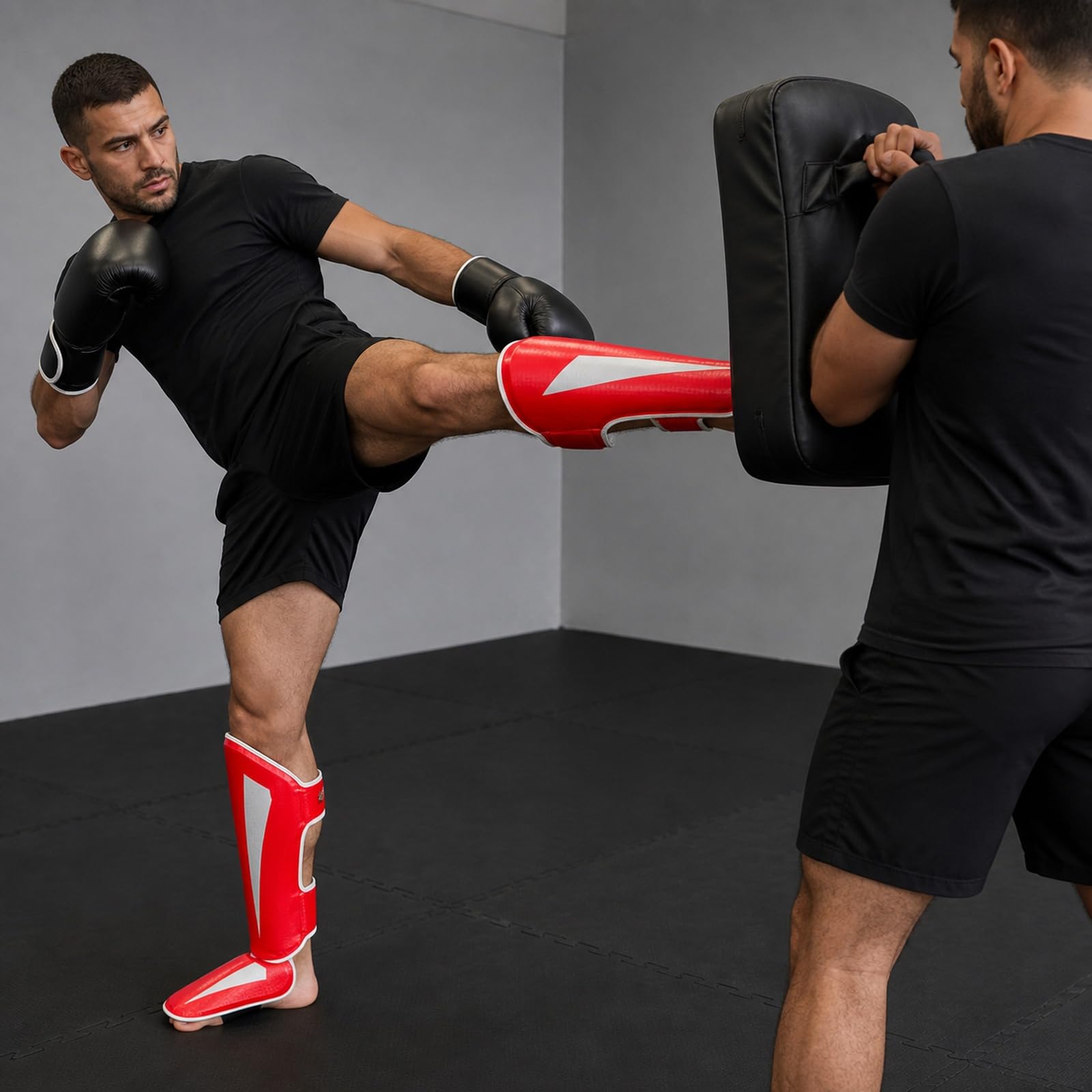 Regulowane tajskie ochraniacze na nogi bokserskie, ochraniacze na nogi, regulowane, wygodne, oddychające, do boksu, taekwondo, Muay Thai, sportów walki i codziennego treningu
